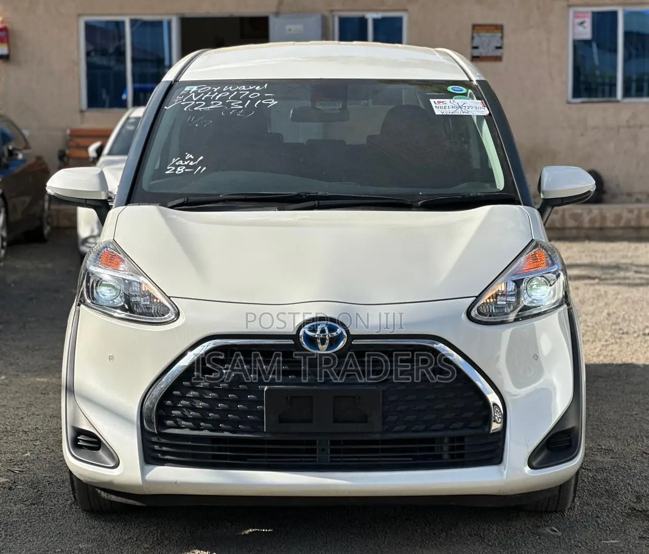 Toyota Sienta 2020 White