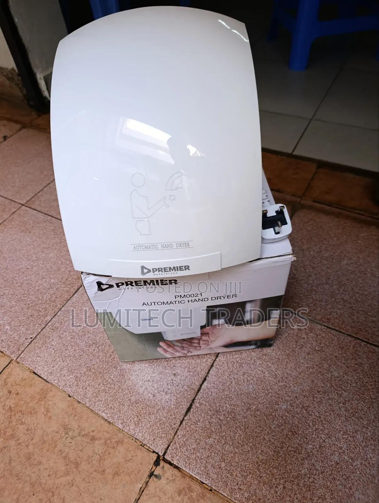 Premier Automatic Hand Dryer
