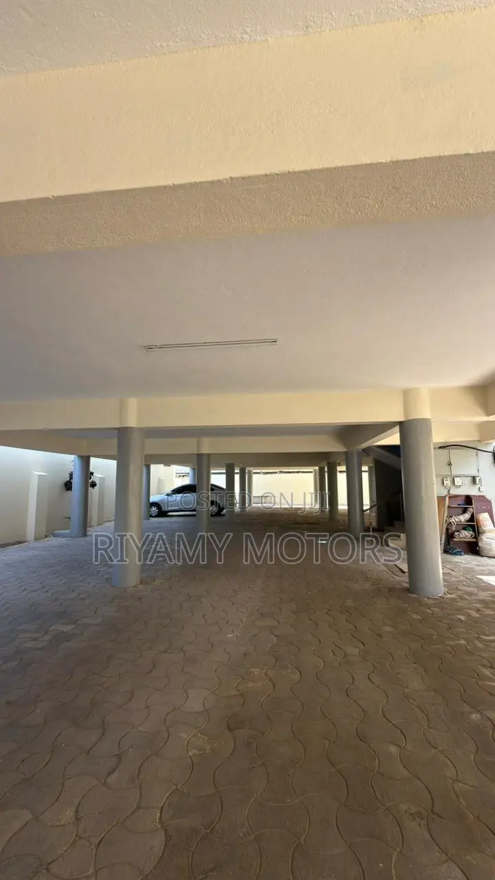3bdrm Apartment in Rainbow Estate, Nyali Mkomani for sale