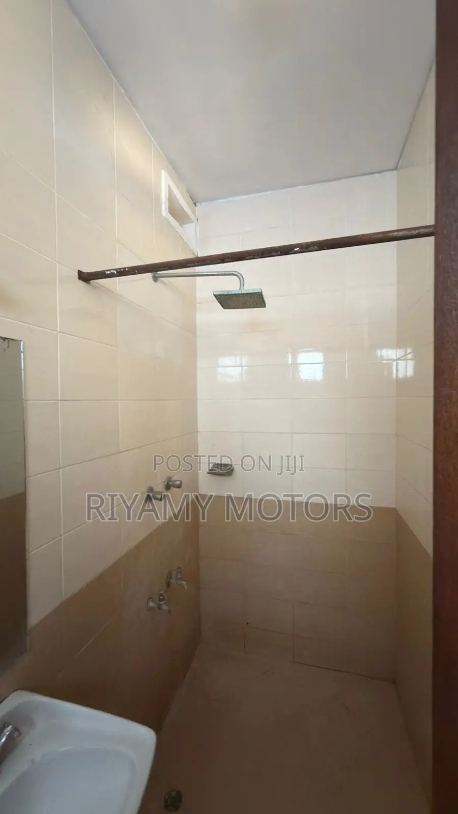 3bdrm Apartment in Rainbow Estate, Nyali Mkomani for sale