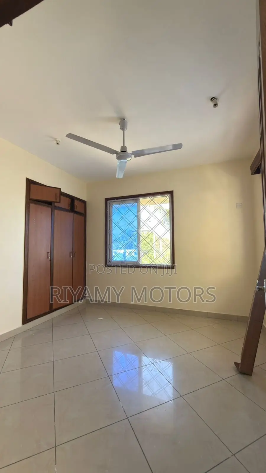 3bdrm Apartment in Rainbow Estate, Nyali Mkomani for sale