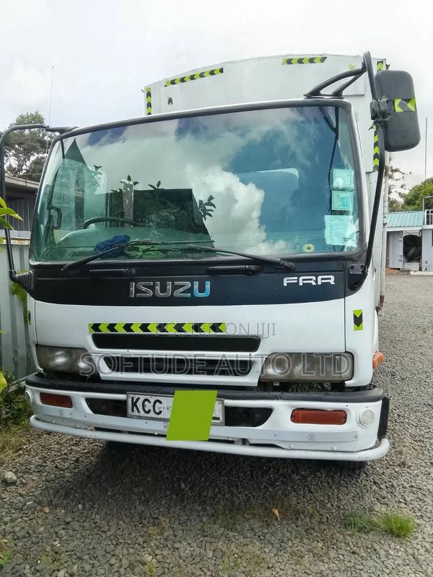Isuzu FRR 2015 White - thumbnail 2
