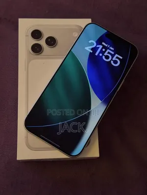 New Apple iPhone 17 Pro Max 1 TB Silver