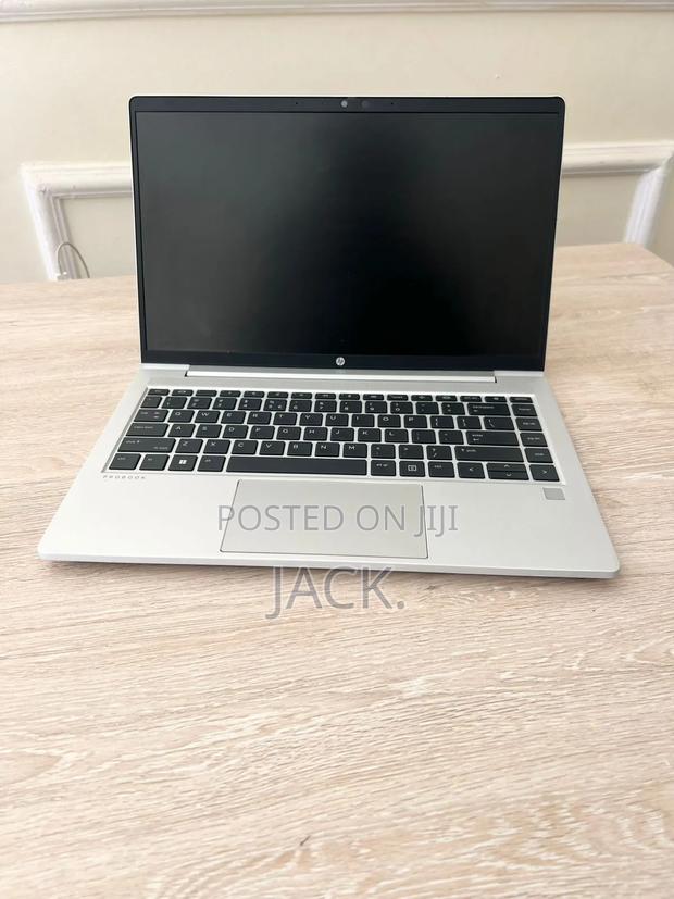 Laptop HP ProBook 445 G9 8GB AMD Ryzen 7 SSD 256GB - main view