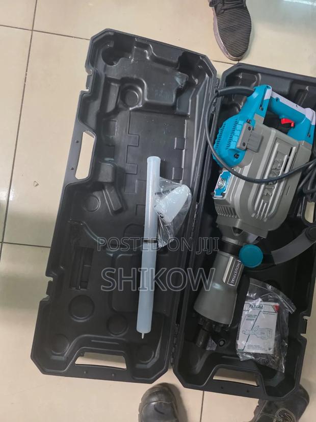 Total Demolisher Hammer – Extreme Breaking Power