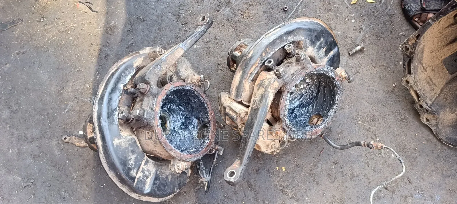 Land Cruiser J79 Knuckles.
