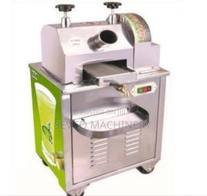 Heavy Duty Sugarcane Juicer Extractor Electric/ Battery - thumbnail 2