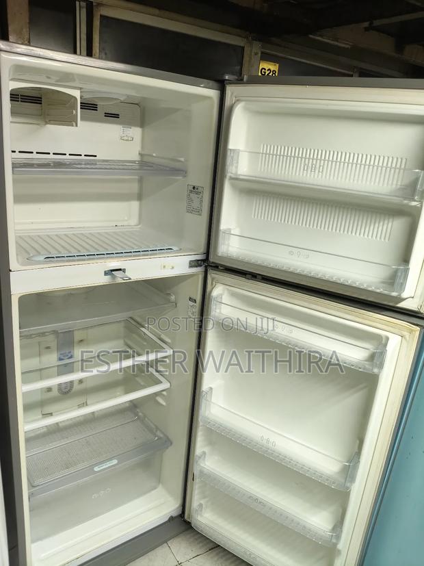 Lg Double Doors Fridge in Good Working Condition - thumbnail 3