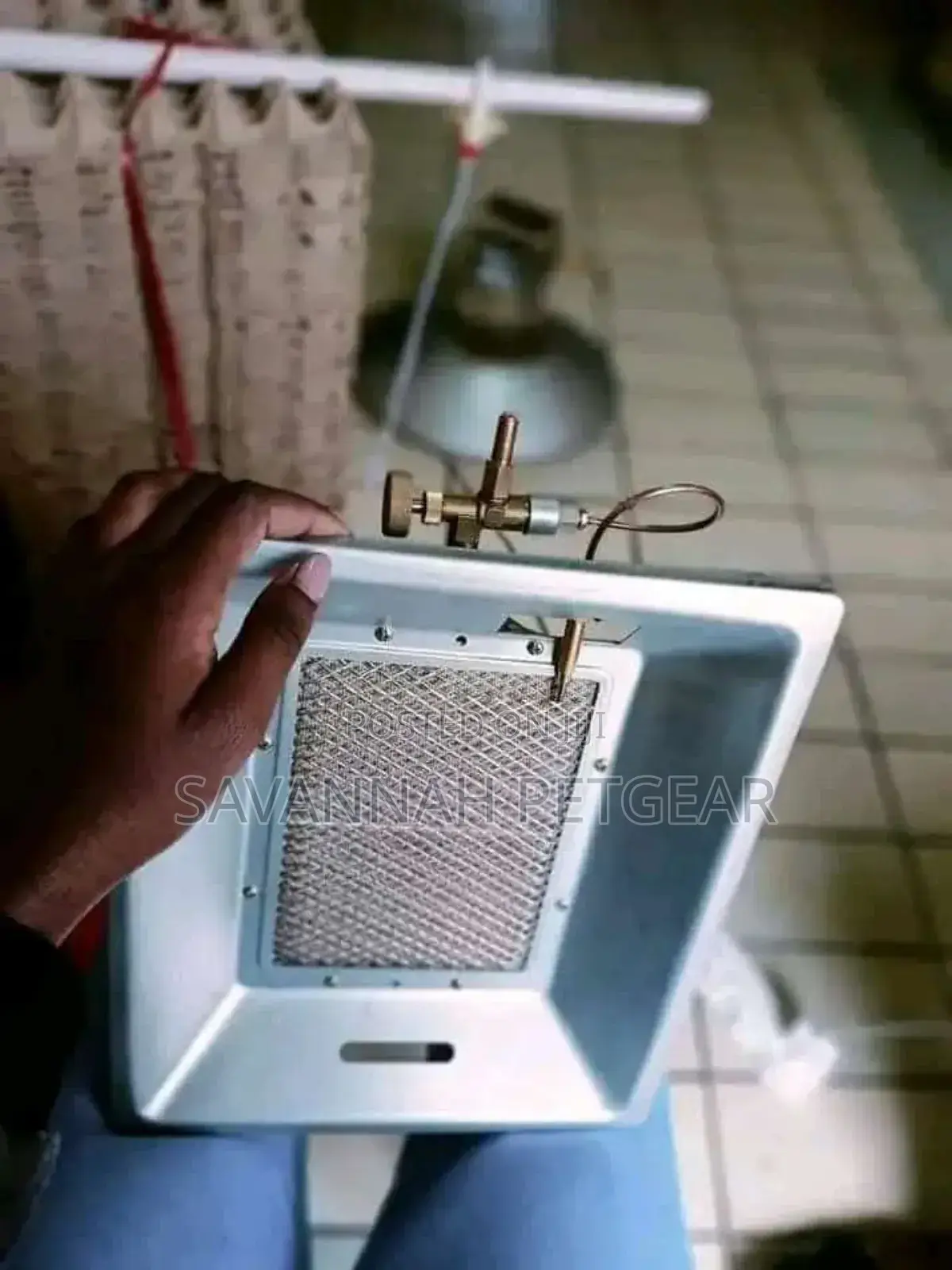 Gas Brooder Heaters for Pets, Chicks and Piglets