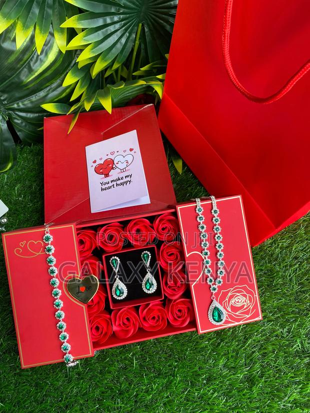 Lady Necklace Gift Set - thumbnail 6