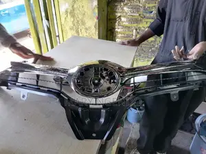 Front Grill for Toyota Auris