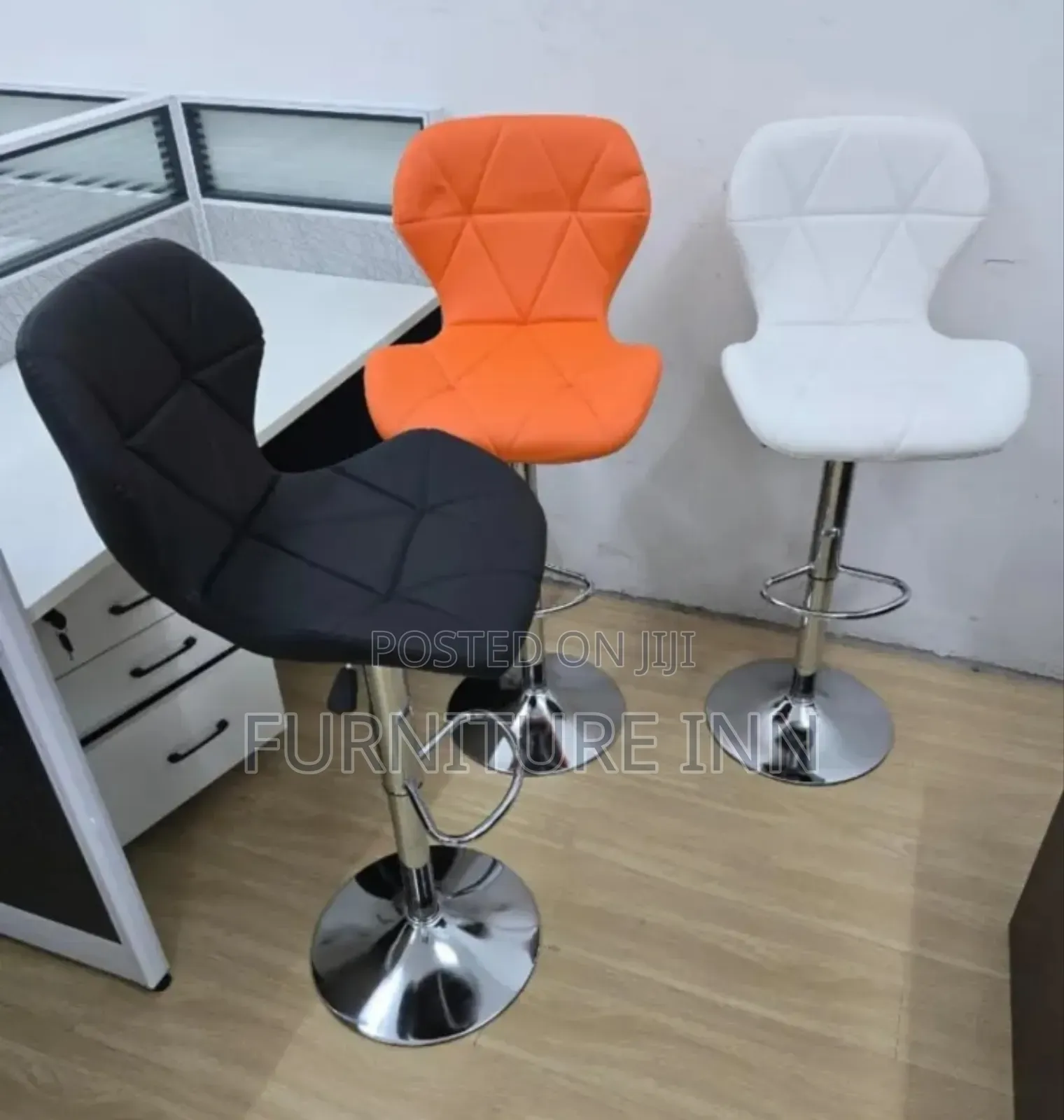 Bar Stool:Adjustable Bar Stool