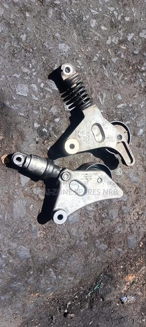 Tensioner 1az;Voxy,Noah,Isis,Rav4.
