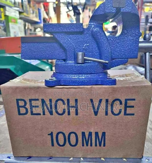 Heavy Duty 4" Bench Vice