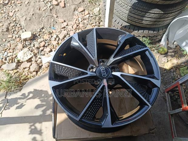 18 Inch Audi Sport Rims - main view