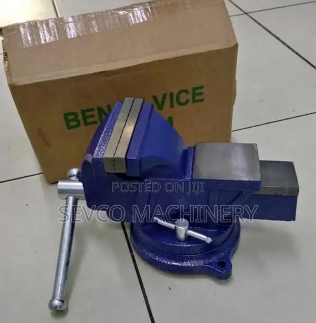 Heavy Duty 8" Bench Vice