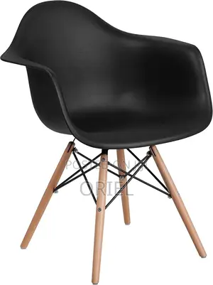 Modern Dining Chair : Wooden Legs Eames Bistro Chair