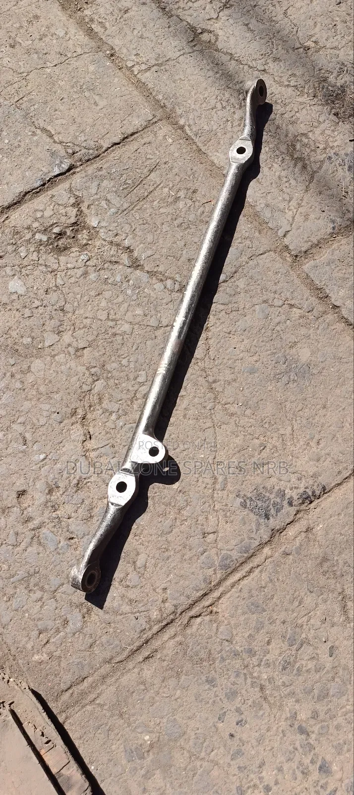 Hilux Surf, Millennium 4wd Centre Rods.