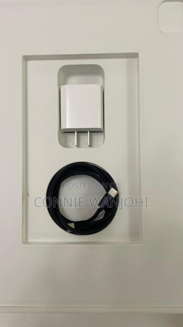 Apple iPad Pro 2 TB Gray - thumbnail 5