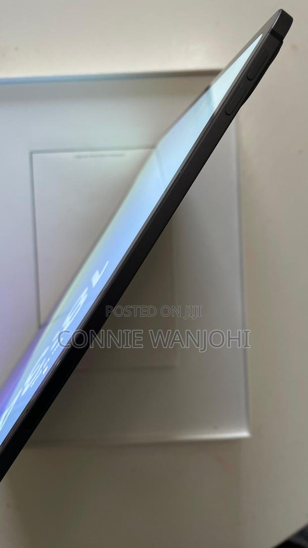 Apple iPad Pro 2 TB Gray - thumbnail 7