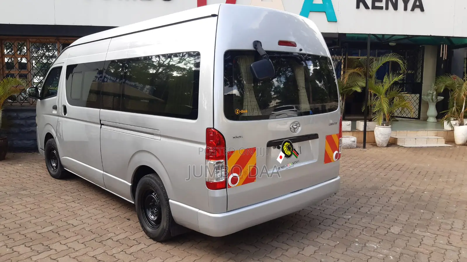Toyota HiAce 2018 Silver