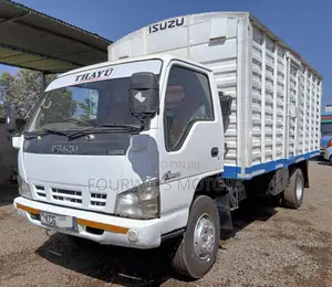 Isuzu NPR 2015 White