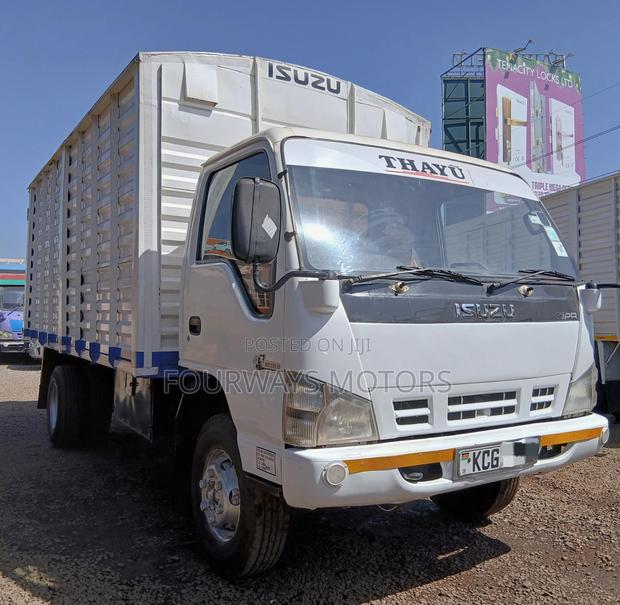 Isuzu NPR 2015 White - thumbnail 2