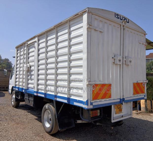 Isuzu NPR 2015 White - thumbnail 6
