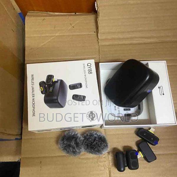 . Qy88 Rechargeable Wireless Mic With Smart Anc