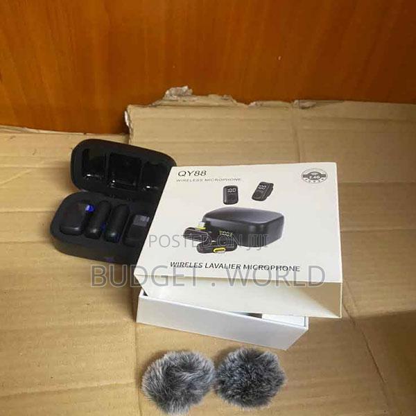 Qy88 Magnetic Wireless Microphone With Portable Case