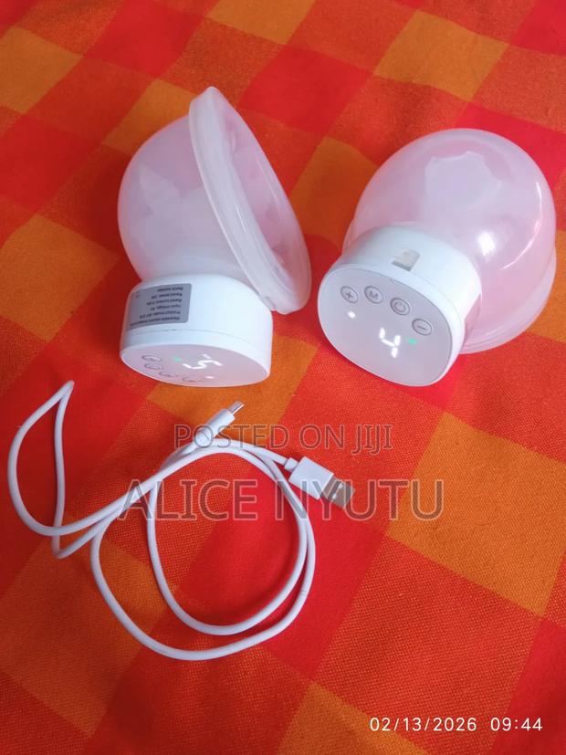 Double Wearable Electric Breastpump - main view