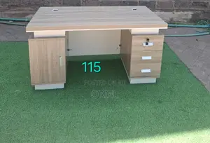 Modern Office Desk : 1.4m Clerical Office Desk