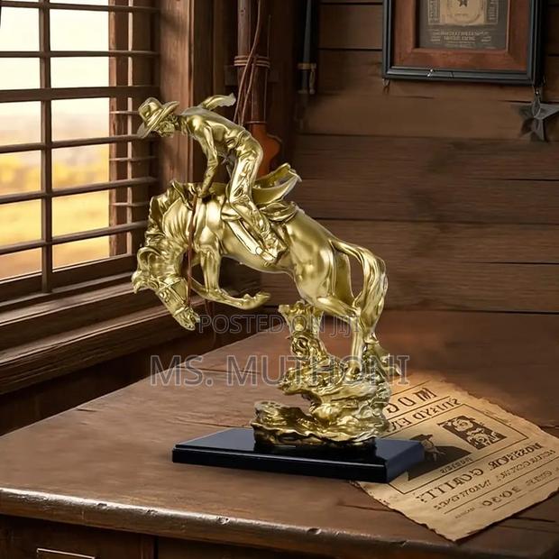 Decorative Resin Cowboy Horse Statue