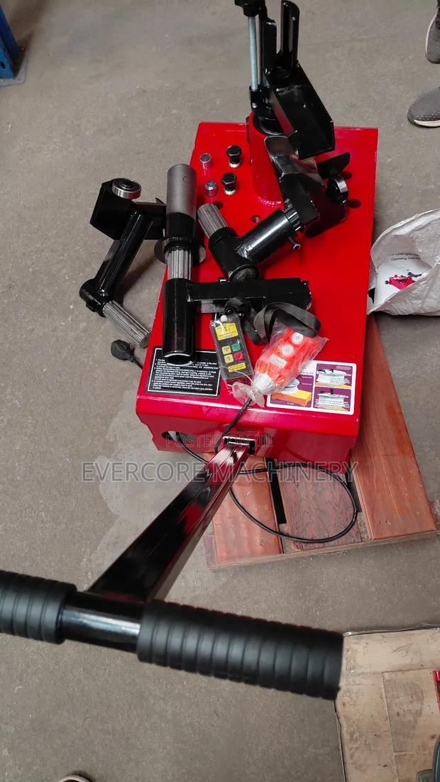 Simple Truck Tyre Changer Best Quality Heavy Duty. - thumbnail 3