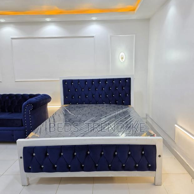 Blue Chester Mocket 5 by 6 Bed