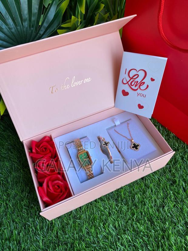 Floral Ladies Watch Set - thumbnail 3