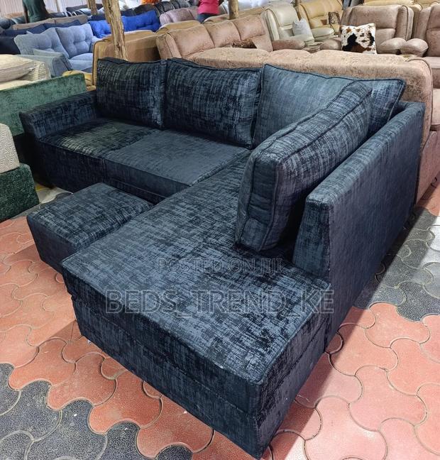 Traditional Elevated L Seat (6 Seater)