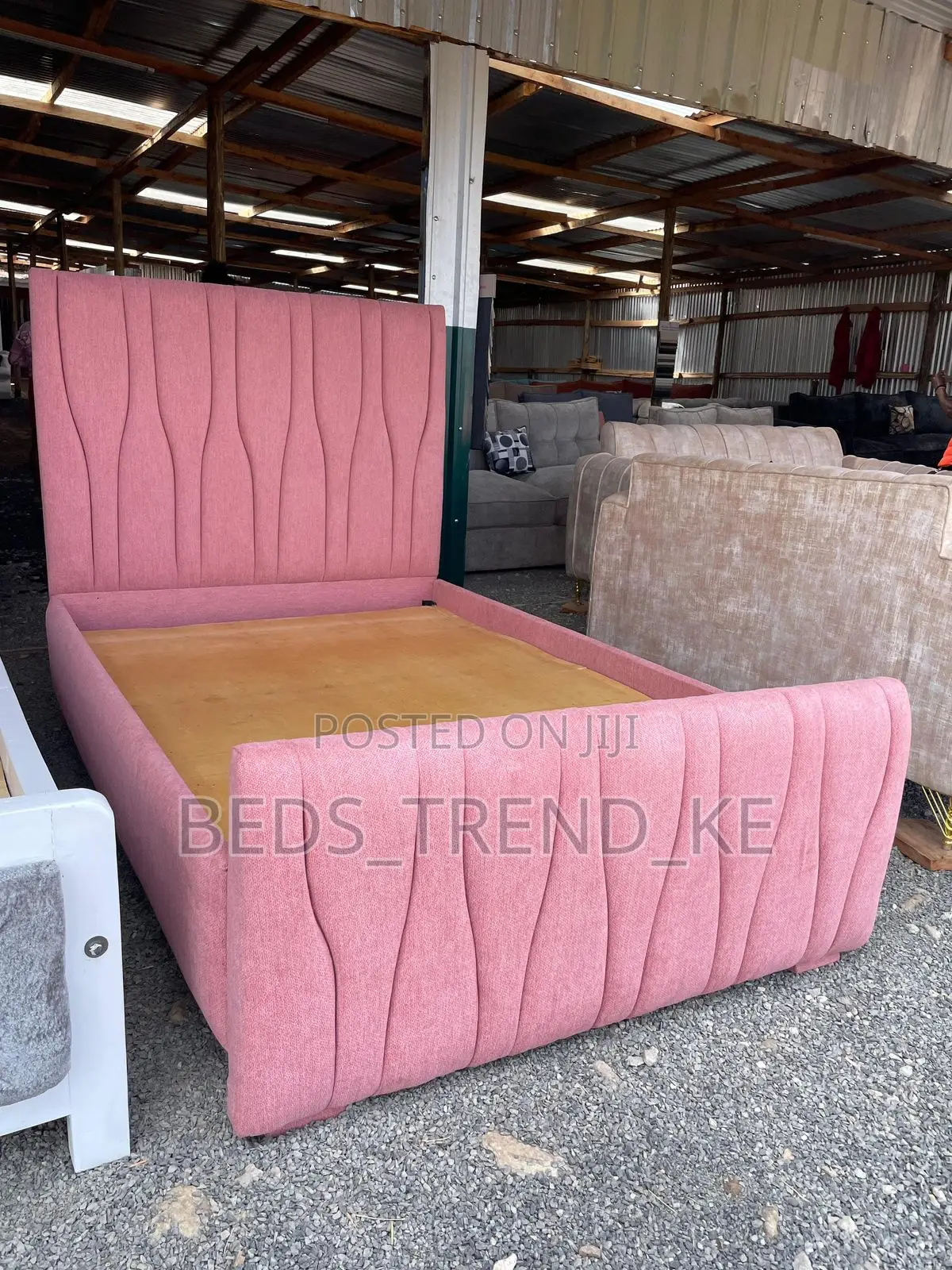 Modern Pink Lined 5 by 6 Bed