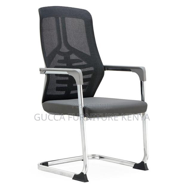 Ergonomic Mesh Mid Back Visitor Chair - thumbnail 3