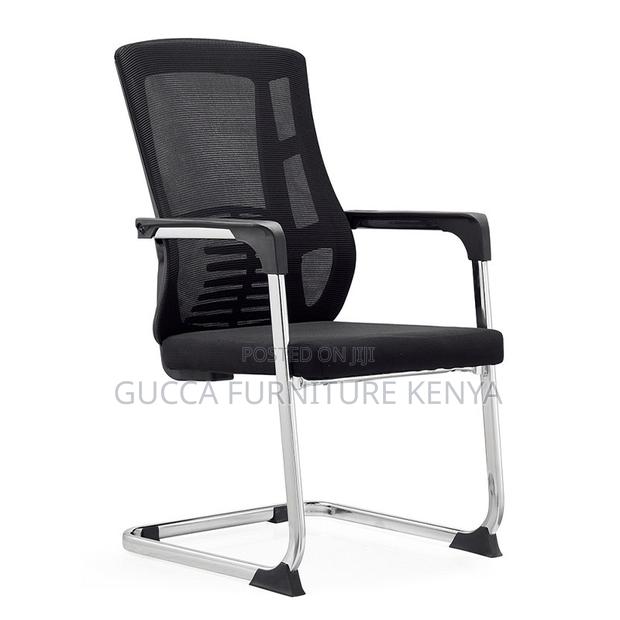 Ergonomic Mesh Mid Back Visitor Chair - thumbnail 4