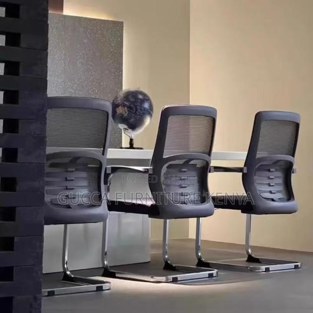 Ergonomic Mesh Mid Back Visitor Chair - thumbnail 7