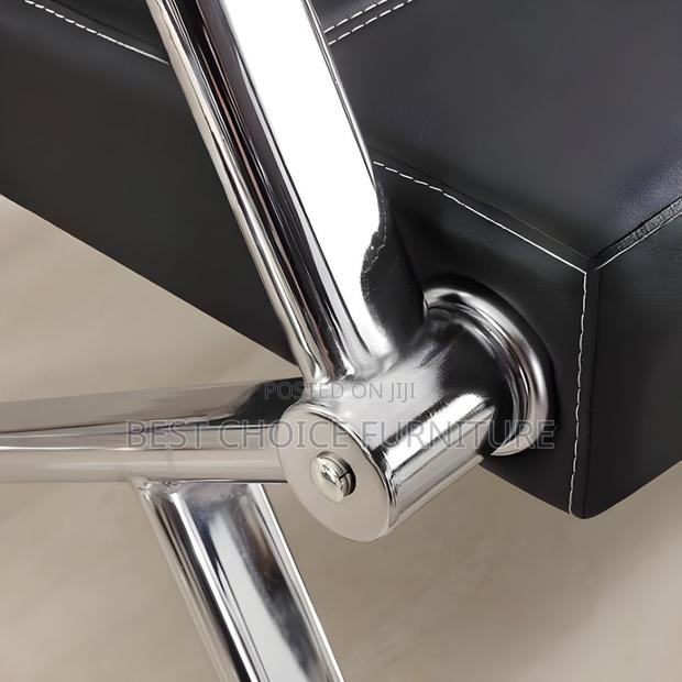 Office Sofa Sets; Comfortable 5-Seater Leather Office Couch - thumbnail 8