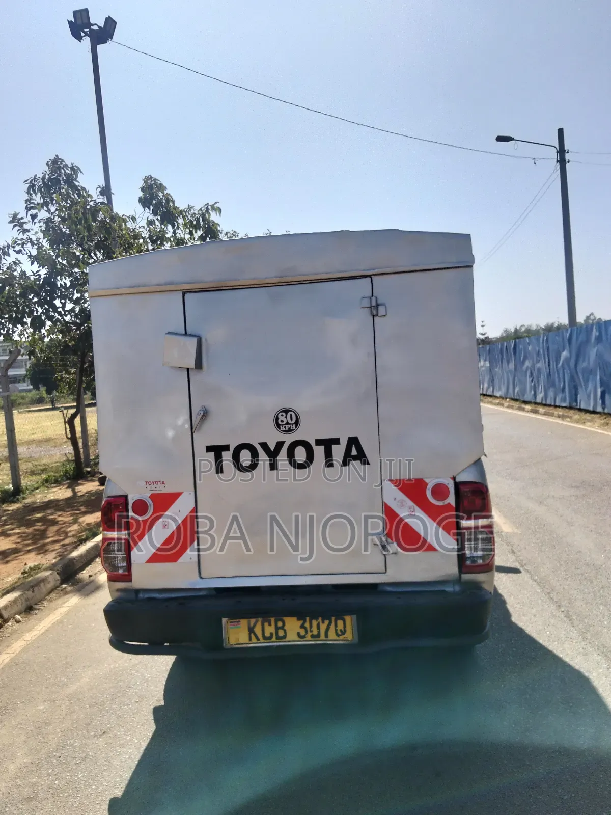 Toyota Hilux SR HI-RIDER 2015 Gray