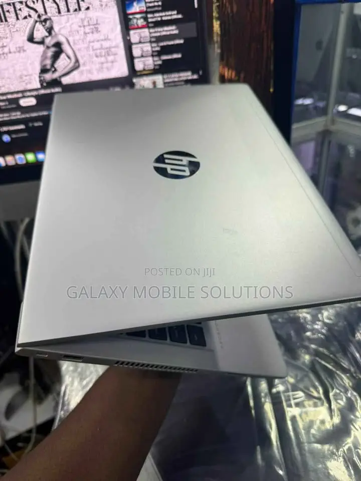 Laptop HP EliteBook 735 G5 8GB AMD Ryzen 3 SSD 256GB