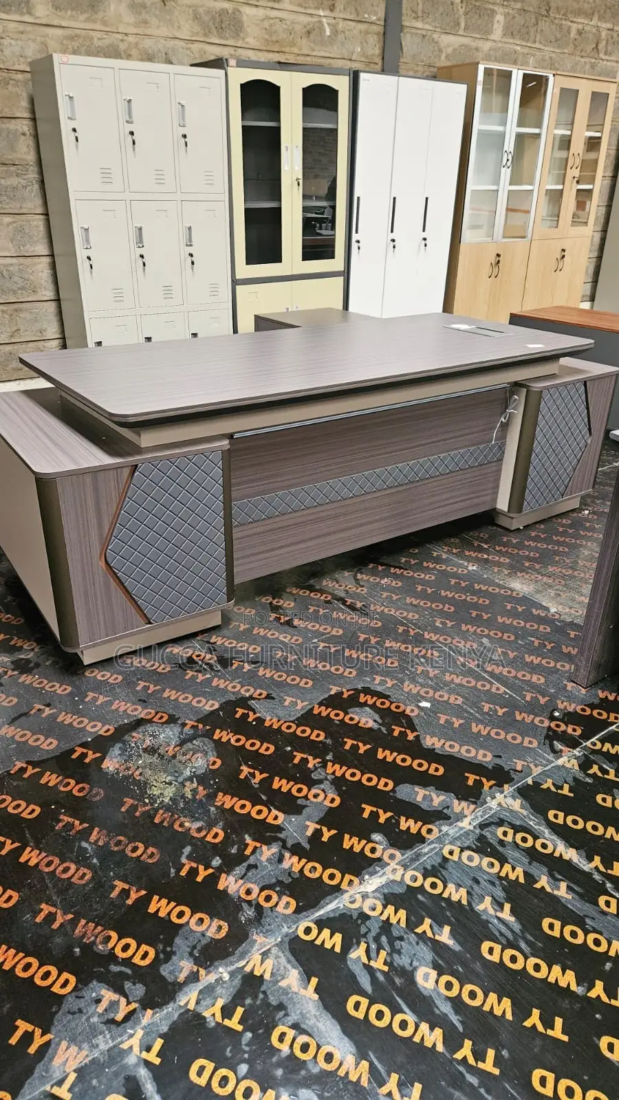 2.4 Meters Executive L-shaped Office Table