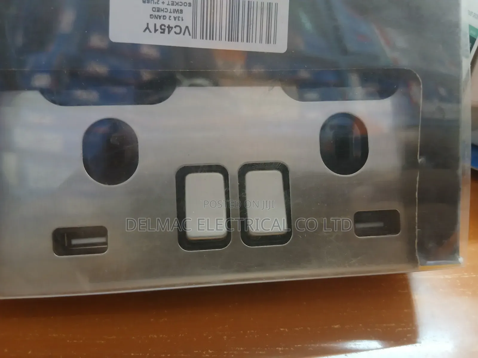 Twin Socket 13a Chrome With Usb