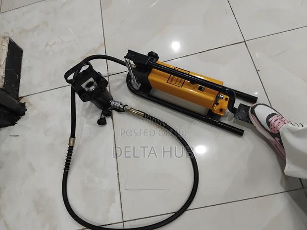 Manual Hydraulic Wire Crimping Tool For Copper &Aluminium Lugs - main view