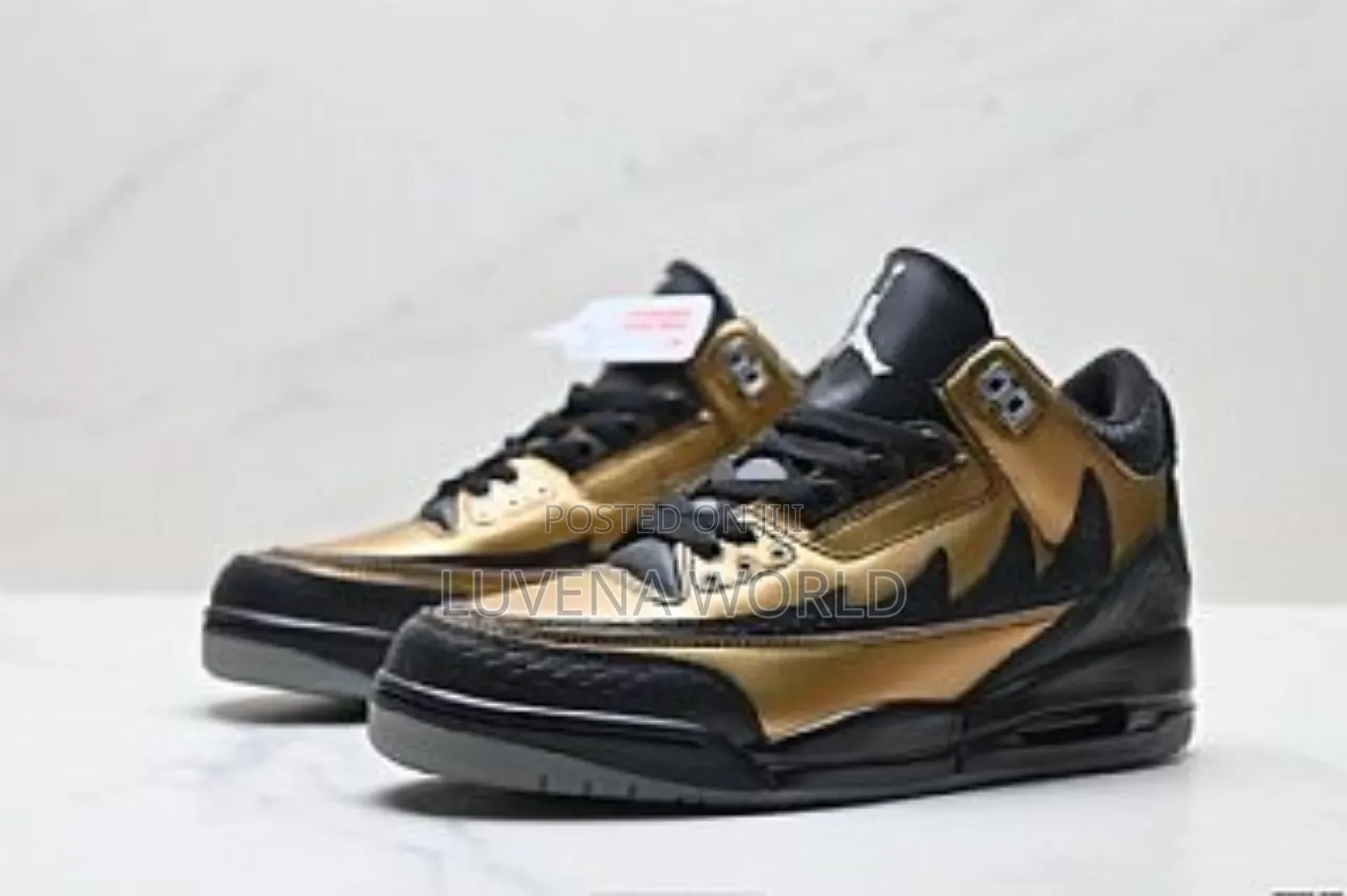 Jordan 3 Retro “El Vuelo Black Sample “ 🐾