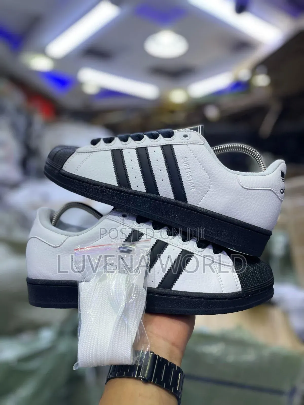 Adidas Superstar