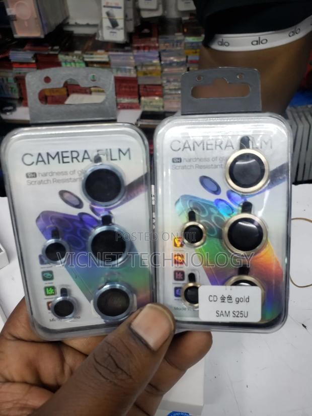 Samsung S25 Ultra Camera Lens - main view